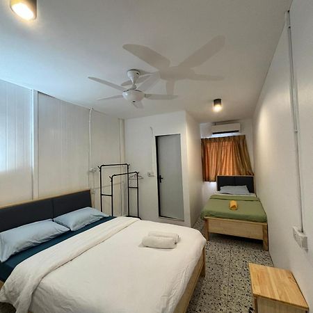 5 Minutes Airport Lodge Kampong Patagas ภายนอก รูปภาพ
